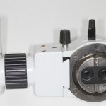 Wild Phototubusansatz mit Doppelstrahlenteiler, Photo- und Mitbeobachteranschluss für Wild/Leica Stereomikroskope