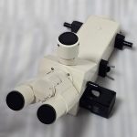 Fluoreszenztubus mit Trionokulartubus und Fluoreszenzschieber zum Nachruesten für Zeiss Mikroskope, z.B. Axiolab