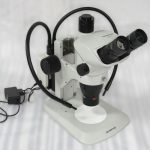Olympus SZ61  ZOOM Stereomikroskop mit Photoausgang, LED Beleuchtung und 2x Objektiv